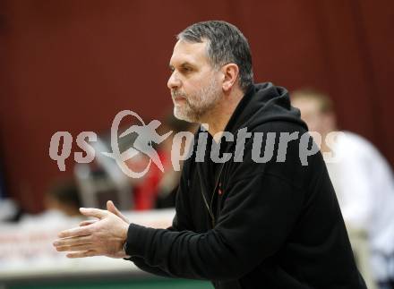 ABL. Basketball Bundesliga. Woerthersee Piraten gegen Dukes Klosterneuburg. Trainer Werner Sallomon (Klosterneuburg). Klagenfurt, am 28.11.2009.
Foto: Kuess
---
pressefotos, pressefotografie, kuess, qs, qspictures, sport, bild, bilder, bilddatenbank