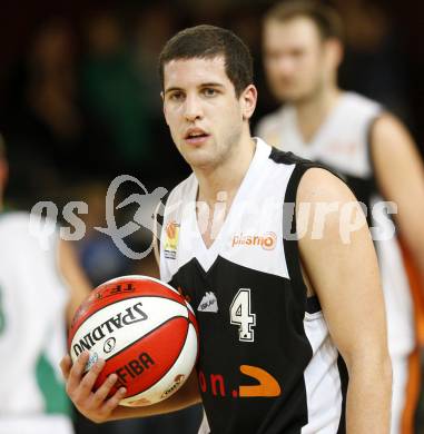 ABL. Basketball Bundesliga. Woerthersee Piraten gegen Dukes Klosterneuburg. Lukas Sallomon (Klosterneuburg). Klagenfurt, am 28.11.2009.
Foto: Kuess
---
pressefotos, pressefotografie, kuess, qs, qspictures, sport, bild, bilder, bilddatenbank