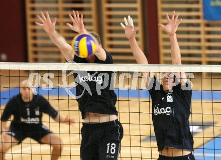 Volleyball Bundesliga. VBK Woerthersee Loewen gegen Arbesbach. Nick Lamoureux, Andrew Tallas (Woerthersee Loewen). Klagenfurt, am 29.11.2009.
Foto: Kuess
---
pressefotos, pressefotografie, kuess, qs, qspictures, sport, bild, bilder, bilddatenbank