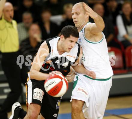 ABL. Basketball Bundesliga. Woerthersee Piraten gegen Dukes Klosterneuburg. Davor Sattle (Piraten), Lukas Sallomon (Klosterneuburg). Klagenfurt, am 28.11.2009.
Foto: Kuess
---
pressefotos, pressefotografie, kuess, qs, qspictures, sport, bild, bilder, bilddatenbank