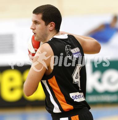 ABL. Basketball Bundesliga. Woerthersee Piraten gegen Dukes Klosterneuburg. Lukas Sallomon (Klosterneuburg). Klagenfurt, am 28.11.2009.
Foto: Kuess
---
pressefotos, pressefotografie, kuess, qs, qspictures, sport, bild, bilder, bilddatenbank