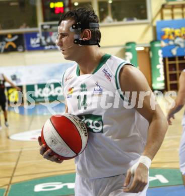 ABL. Basketball Bundesliga. Woerthersee Piraten gegen Dukes Klosterneuburg. Maximilian Kunovjanek (Piraten). Klagenfurt, am 28.11.2009.
Foto: Kuess
---
pressefotos, pressefotografie, kuess, qs, qspictures, sport, bild, bilder, bilddatenbank