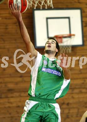 Basketball 2. Bundesliga. KOS Klagenfurt/Celovec gegen ABC Villach. Matic Ribic (KOS). Klagenfurt, am 29.11.2009.
Foto: Kuess
---
pressefotos, pressefotografie, kuess, qs, qspictures, sport, bild, bilder, bilddatenbank