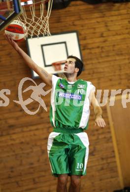 Basketball 2. Bundesliga. KOS Klagenfurt/Celovec gegen ABC Villach. Matic Ribic (KOS). Klagenfurt, am 29.11.2009.
Foto: Kuess
---
pressefotos, pressefotografie, kuess, qs, qspictures, sport, bild, bilder, bilddatenbank