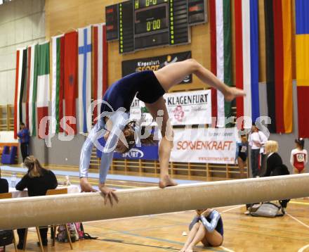 Turnen. Alpe Adria Cup. Julia Zimmermann. Klagenfurt, am 28.11.2009.
Foto: Kuess
---
pressefotos, pressefotografie, kuess, qs, qspictures, sport, bild, bilder, bilddatenbank