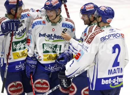 EBEL. Eishockey Bundesliga. EC Pasut VSV gegen HK Acroni Jesenice. Torjubel Philipp Pinter, Stefan Bacher, Nikolas Petrik, Michael Mike Martin. Villach, am 1.12.2009.
Foto: Kuess 


---
pressefotos, pressefotografie, kuess, qs, qspictures, sport, bild, bilder, bilddatenbank