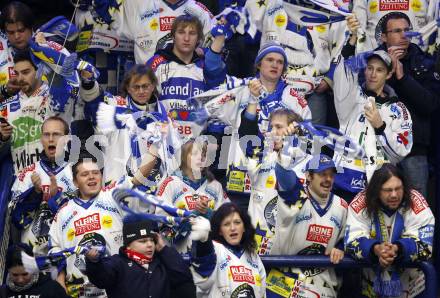 EBEL. Eishockey Bundesliga. EC Pasut VSV gegen HK Acroni Jesenice. Jubel VSV Fans. Villach, am 1.12.2009.
Foto: Kuess 


---
pressefotos, pressefotografie, kuess, qs, qspictures, sport, bild, bilder, bilddatenbank