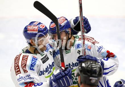 EBEL. Eishockey Bundesliga. EC Pasut VSV gegen HK Acroni Jesenice. Torjubel Ohilipp Pinter, Benjamin Petrik (VSV). Villach, am 1.12.2009.
Foto: Kuess 


---
pressefotos, pressefotografie, kuess, qs, qspictures, sport, bild, bilder, bilddatenbank