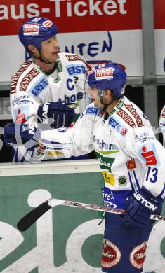 EBEL. Eishockey Bundesliga. EC Pasut VSV gegen HK Acroni Jesenice. Torjubel  Benjamin Petrik (VSV). Villach, am 1.12.2009.
Foto: Kuess 


---
pressefotos, pressefotografie, kuess, qs, qspictures, sport, bild, bilder, bilddatenbank