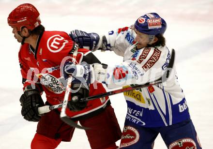 EBEL. Eishockey Bundesliga. EC Pasut VSV gegen HK Acroni Jesenice. Chrtistian Ban (VSV), Todd Elik (Jesenice). Villach, am 1.12.2009.
Foto: Kuess 


---
pressefotos, pressefotografie, kuess, qs, qspictures, sport, bild, bilder, bilddatenbank