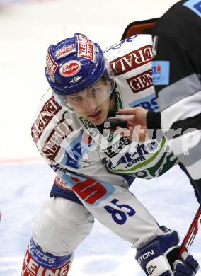 EBEL. Eishockey Bundesliga. EC Pasut VSV gegen HK Acroni Jesenice. Philipp Pinter (VSV). Villach, 1.12.2009.
Foto: Kuess 


---
pressefotos, pressefotografie, kuess, qs, qspictures, sport, bild, bilder, bilddatenbank