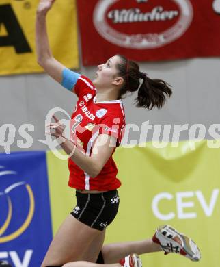 Volleyball. CEV - Cup. ATSC Wildcats gegen Clube Desportivo Ribeirense. Elisabeth Schilcher (Wildcats). Klagenfurt, 2.12.2009.
Foto: Kuess 


---
pressefotos, pressefotografie, kuess, qs, qspictures, sport, bild, bilder, bilddatenbank