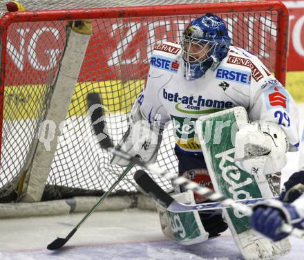 EBEL. Eishockey Bundesliga. EC Pasut VSV gegen HK Acroni Jesenice. Bernhard Starkbaum (VSV). Villach, 1.12.2009.
Foto: Kuess 


---
pressefotos, pressefotografie, kuess, qs, qspictures, sport, bild, bilder, bilddatenbank