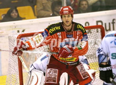 EBEL. Eishockey Bundesliga. KAC gegen Alba Volan SAPA Fehervar AV19.  CRAIG Mike Michael (KAC),  HETENYI Zoltan (Alba Volan). Klagenfurt, am 6.12.2009.
Foto: Kuess 

---
pressefotos, pressefotografie, kuess, qs, qspictures, sport, bild, bilder, bilddatenbank