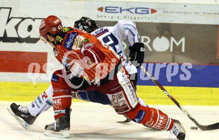 EBEL. Eishockey Bundesliga. KAC gegen Alba Volan SAPA Fehervar AV19. SCHULLER David (KAC),  MARTZ Nathan (Alba Volan). Klagenfurt, am 6.12.2009.
Foto: Kuess 

---
pressefotos, pressefotografie, kuess, qs, qspictures, sport, bild, bilder, bilddatenbank