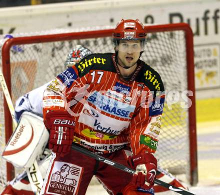 EBEL. Eishockey Bundesliga. KAC gegen Alba Volan SAPA Fehervar AV19.  HAGER Gregor (KAC),  HETENYI Zoltan (Alba Volan). Klagenfurt, am 6.12.2009.
Foto: Kuess 

---
pressefotos, pressefotografie, kuess, qs, qspictures, sport, bild, bilder, bilddatenbank