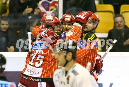 EBEL. Eishockey Bundesliga. KAC gegen Alba Volan SAPA Fehervar AV19.  Torjubel FUREY Kirk, CRAIG Mike Michael, HAGER Gregor  (KAC). Klagenfurt, am 6.12.2009.
Foto: Kuess 

---
pressefotos, pressefotografie, kuess, qs, qspictures, sport, bild, bilder, bilddatenbank