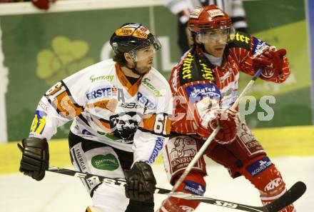 EBEL. Eishockey Bundesliga. KAC Graz 99ers.  Dieter Kalt (KAC),  Christoph Harand (Graz). Klagenfurt, am 26.11.2009.
Foto: Kuess 

---
pressefotos, pressefotografie, kuess, qs, qspictures, sport, bild, bilder, bilddatenbank