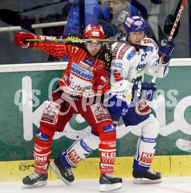 EBEL. Eishockey Bundesliga.  VSV gegen KAC. Mike Stewart, (VSV), Gregor Hager (KAC). Villach, am 8.12.2009.
Foto: Kuess 


---
pressefotos, pressefotografie, kuess, qs, qspictures, sport, bild, bilder, bilddatenbank