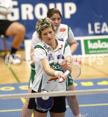 Badminton Bundesliga. ASKOE Kelag Kaernten gegen Pressbaum. Maja Kersnik, Belinda Heber (Kaernten). Klagenfurt, am 6.12.2009.
Foto: Kuess
---
pressefotos, pressefotografie, kuess, qs, qspictures, sport, bild, bilder, bilddatenbank