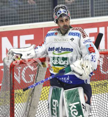 EBEL. Eishockey Bundesliga.  VSV gegen KAC. Gert Prohaska (VSV). Villach, am 8.12.2009.
Foto: Kuess 


---
pressefotos, pressefotografie, kuess, qs, qspictures, sport, bild, bilder, bilddatenbank