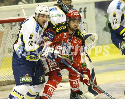 EBEL. Eishockey Bundesliga. EC KAC gegen KHLMedvescak Zagreb. Jason Morgan (KAC), Mike Ouellette (Zagreb). Klagenfurt, am 11.12.2009.
Foto: Nadja Kuess
---
pressefotos, pressefotografie, kuess, qs, qspictures, sport, bild, bilder, bilddatenbank