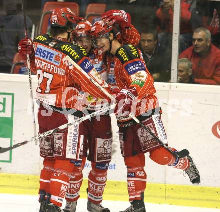 EBEL. Eishockey Bundesliga. EC KAC gegen KHLMedvescak Zagreb. Torjubel Thomas Hundertpfund, Markus Pirmann, Paul Schellander (KAC). Klagenfurt, am 11.12.2009.
Foto: Nadja Kuess
---
pressefotos, pressefotografie, kuess, qs, qspictures, sport, bild, bilder, bilddatenbank