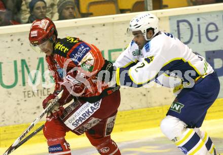 EBEL. Eishockey Bundesliga. EC KAC gegen KHLMedvescak Zagreb. Paul Schellander (KAC), Richard Seeley (Zagreb). Klagenfurt, am 11.12.2009.
Foto: Nadja Kuess
---
pressefotos, pressefotografie, kuess, qs, qspictures, sport, bild, bilder, bilddatenbank