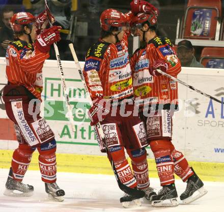 EBEL. Eishockey Bundesliga. EC KAC gegen KHLMedvescak Zagreb. Torjubel Markus Pirmann, Thomas Hundertpfund, Paul Schellander (KAC). Klagenfurt, am 11.12.2009.
Foto: Nadja Kuess
---
pressefotos, pressefotografie, kuess, qs, qspictures, sport, bild, bilder, bilddatenbank