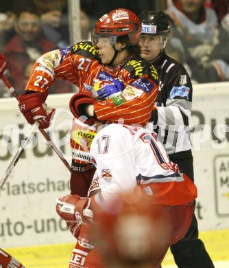 EBEL. Eishockey Bundesliga. KAC gegen Red Bull Salzburg. Thomas HUndertpfund, (KAC), Michael Gergen  (Salzburg). Klagenfurt, am 13.12.2009.
Foto: Kuess 

---
pressefotos, pressefotografie, kuess, qs, qspictures, sport, bild, bilder, bilddatenbank