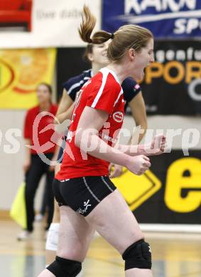 Volleyball MEVZA. ATSC Wildcats gegen Bratislava. Jubel Elena Kaaden (Wildcats). Klagenfurt, 12.12.2009
Foto: Kuess

---
pressefotos, pressefotografie, kuess, qs, qspictures, sport, bild, bilder, bilddatenbank