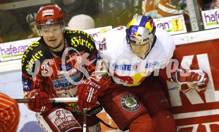 EBEL. Eishockey Bundesliga. KAC gegen Red Bull Salzburg. Kirk Furey,  (KAC),  Manuel Latusa (Salzburg). Klagenfurt, am 13.12.2009.
Foto: Kuess 

---
pressefotos, pressefotografie, kuess, qs, qspictures, sport, bild, bilder, bilddatenbank