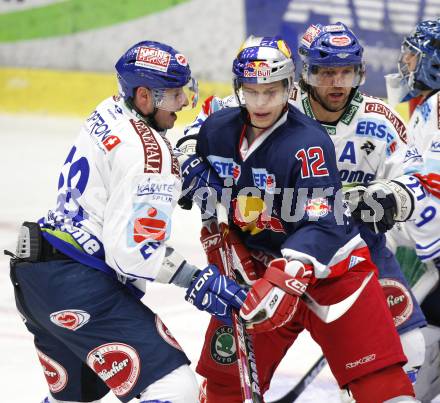 EBEL. Eishockey Bundesliga. EC Pasut VSV gegen EC Red Bull Salzburg. Jean Francois Fortin, Wolfgang Kromp (VSV), Kevin Puschnik (Salzburg). Villach, am 15.12.2009.
Foto: Kuess 


---
pressefotos, pressefotografie, kuess, qs, qspictures, sport, bild, bilder, bilddatenbank