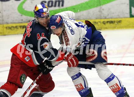 EBEL. Eishockey Bundesliga. EC Pasut VSV gegen EC Red Bull Salzburg. Michael Raffl (VSV), Douglas Lynch (Salzburg). Villach, am 15.12.2009.
Foto: Kuess 


---
pressefotos, pressefotografie, kuess, qs, qspictures, sport, bild, bilder, bilddatenbank