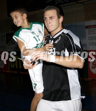 Basketball Bundesliga. Woerthersee Piraten gegen Kapfenberg Bulls. Maximilian Kunovjanek (Piraten). Klagenfurt, 14.12.2009
Foto: Kuess

---
pressefotos, pressefotografie, kuess, qs, qspictures, sport, bild, bilder, bilddatenbank