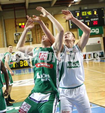 Basketball Bundesliga. Woerthersee Piraten gegen Kapfenberg Bulls. Rasid Mahalbasic (Piraten), Heinz Kuegerl (Kapfenberg). Klagenfurt, 14.12.2009
Foto: Kuess

---
pressefotos, pressefotografie, kuess, qs, qspictures, sport, bild, bilder, bilddatenbank