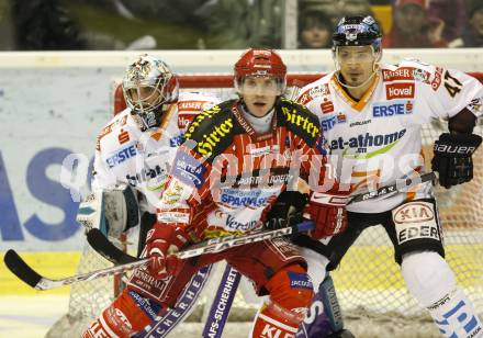 EBEL. Eishockey Bundesliga. KAC gegen EHC LIWEST Linz. Dieter Kalt,  (KAC), Alex Westlund, Rich Bronilla (Linz). Klagenfurt, am 20.12.2009.
Foto: Kuess 

---
pressefotos, pressefotografie, kuess, qs, qspictures, sport, bild, bilder, bilddatenbank