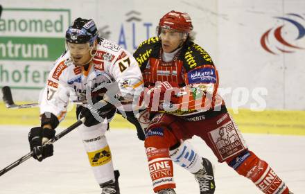 EBEL. Eishockey Bundesliga. KAC gegen EHC LIWEST Linz.  Dieter Kalt, (KAC),  Rich Bronilla (Linz). Klagenfurt, am 20.12.2009.
Foto: Kuess 

---
pressefotos, pressefotografie, kuess, qs, qspictures, sport, bild, bilder, bilddatenbank