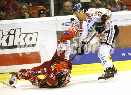 EBEL. Eishockey Bundesliga. KAC gegen EHC LIWEST Linz. David Schuller,  (KAC), Rich Bronilla (Linz). Klagenfurt, am 20.12.2009.
Foto: Kuess 

---
pressefotos, pressefotografie, kuess, qs, qspictures, sport, bild, bilder, bilddatenbank