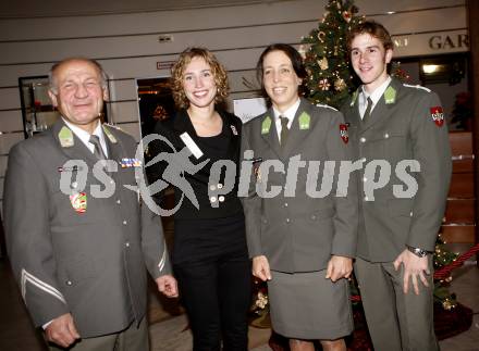 Sportlergala 2009. Joe Tiger Pachler, Stephanie, Wiedner, Michaela Taupe Traer, Florian Berg. Casineum Velden, am 21.12.2009.
Foto: Kuess 

---
pressefotos, pressefotografie, kuess, qs, qspictures, sport, bild, bilder, bilddatenbank