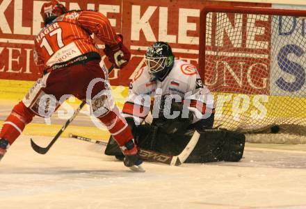 EBEL. Eishockey Bundesliga. KAC gegen HK Acroni Jesenice. Gregor Hager (KAC),  Dov Grumet-Morris (Jesenice). Klagenfurt, am 22.12.2009.
Foto: Kuess 

---
pressefotos, pressefotografie, kuess, qs, qspictures, sport, bild, bilder, bilddatenbank