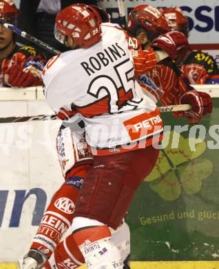 EBEL. Eishockey Bundesliga. KAC gegen HK Acroni Jesenice.  Jeffrey Tory (KAC),  Robert Raymond Robins (Jesenice). Klagenfurt, am 22.12.2009.
Foto: Kuess 

---
pressefotos, pressefotografie, kuess, qs, qspictures, sport, bild, bilder, bilddatenbank