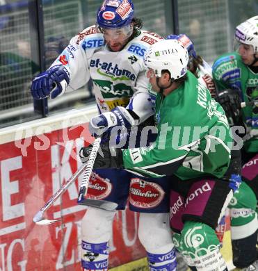 EBEL. Eishockey Bundesliga. EC Pasut VSV gegen HDD TILIA Olimpija Ljubljana, Laibach.  Kiel McLeod, (VSV), Greg Kuznik (Ljubljana). Villach, am 27.12.2008.
Foto: Kuess 


---
pressefotos, pressefotografie, kuess, qs, qspictures, sport, bild, bilder, bilddatenbank