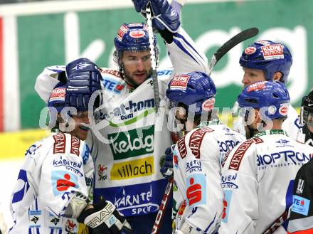 EBEL. Eishockey Bundesliga. EC Pasut VSV gegen HDD TILIA Olimpija Ljubljana, Laibach.  Torjubel Wofgang Kromp, Kiel McLeod (VSV). Villach, am 27.12.2008.
Foto: Kuess 


---
pressefotos, pressefotografie, kuess, qs, qspictures, sport, bild, bilder, bilddatenbank