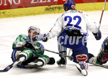 EBEL. Eishockey Bundesliga. EC Pasut VSV gegen HDD TILIA Olimpija Ljubljana, Laibach.  Thomas Pfeffer, (VSV), Brendan Yarema (Ljubljana). Villach, am 29.12.2008.
Foto: Kuess 


---
pressefotos, pressefotografie, kuess, qs, qspictures, sport, bild, bilder, bilddatenbank