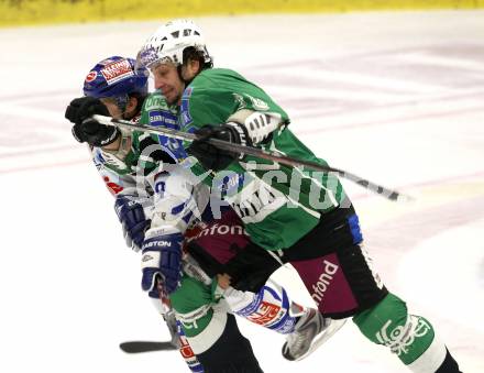 EBEL. Eishockey Bundesliga. EC Pasut VSV gegen HDD TILIA Olimpija Ljubljana, Laibach.  Christian Ban, (VSV), Brendan Yarema (Ljubljana). Villach, am 29.12.2008.
Foto: Kuess 


---
pressefotos, pressefotografie, kuess, qs, qspictures, sport, bild, bilder, bilddatenbank