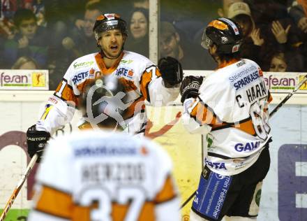 EBEL. Eishockey Bundesliga. KAC gegen  Graz 99ers.  Torjubel Harry Lange, Christoph Harand (Graz). Klagenfurt, am 1.1.2010.
Foto: Kuess 

---
pressefotos, pressefotografie, kuess, qs, qspictures, sport, bild, bilder, bilddatenbank