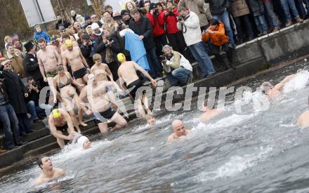 Veldener Neujahrsschwimmen. Velden, am 1.1.2020.
Foto: Kuess
---
pressefotos, pressefotografie, kuess, qs, qspictures, sport, bild, bilder, bilddatenbank