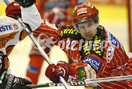 EBEL. Eishockey Bundesliga. KAC gegen  Graz 99ers.  Jason Morgan (KAC). Klagenfurt, am 1.1.2010.
Foto: Kuess 

---
pressefotos, pressefotografie, kuess, qs, qspictures, sport, bild, bilder, bilddatenbank