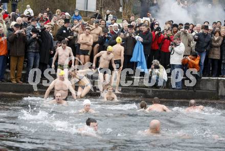 Veldener Neujahrsschwimmen. Velden, am 1.1.2020.
Foto: Kuess
---
pressefotos, pressefotografie, kuess, qs, qspictures, sport, bild, bilder, bilddatenbank